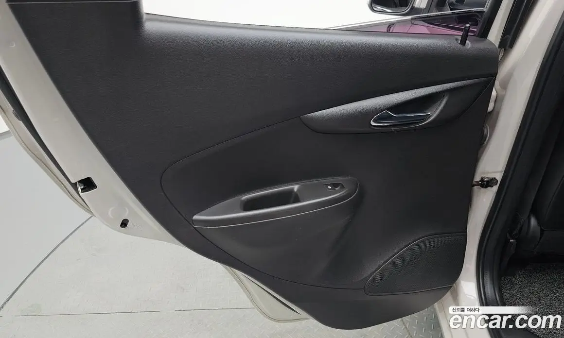 Chevrolet Spark 2016 1.0 автомат (гидро), фото 14