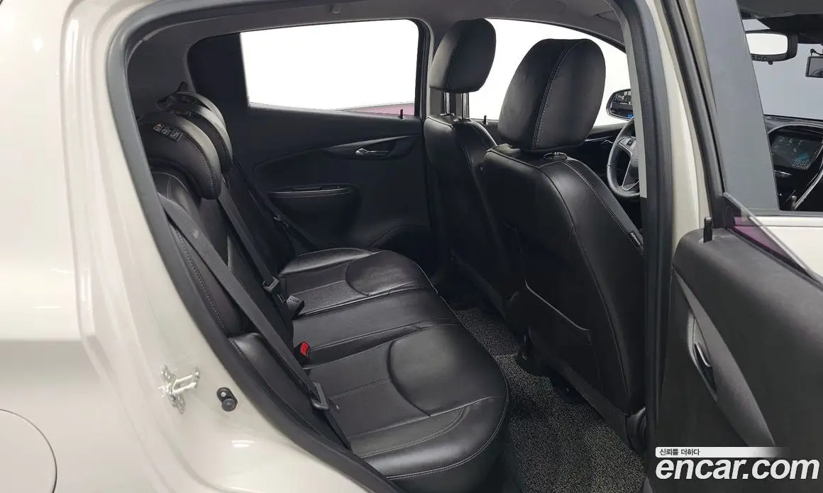 Chevrolet Spark 2016 1.0 автомат (гидро), фото 17