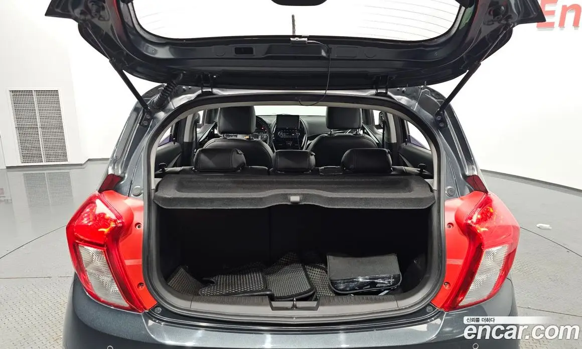 Chevrolet Spark 2019 1.0 автомат (гидро), фото 20