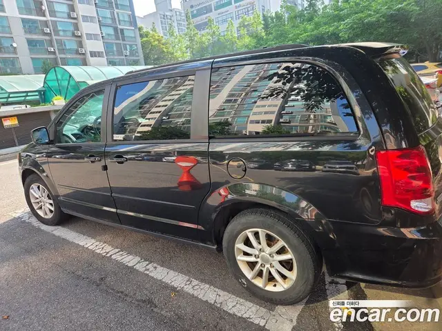 Dodge Grand Caravan 2014 3.6 автомат (гидро), миниатюра 2 Dodge Grand Caravan 2014 3.6 автомат (гидро), миниатюра 2