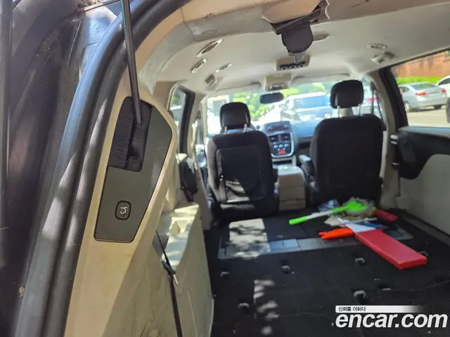 Dodge Grand Caravan 2014 3.6 автомат (гидро), миниатюра 12 Dodge Grand Caravan 2014 3.6 автомат (гидро), миниатюра 12