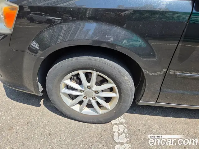 Dodge Grand Caravan 2014 3.6 автомат (гидро), миниатюра 5 Dodge Grand Caravan 2014 3.6 автомат (гидро), миниатюра 5
