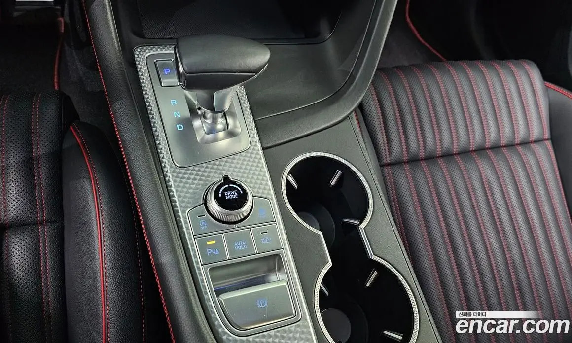 Genesis G70 2022 2.0 автомат (гидро), фото 12