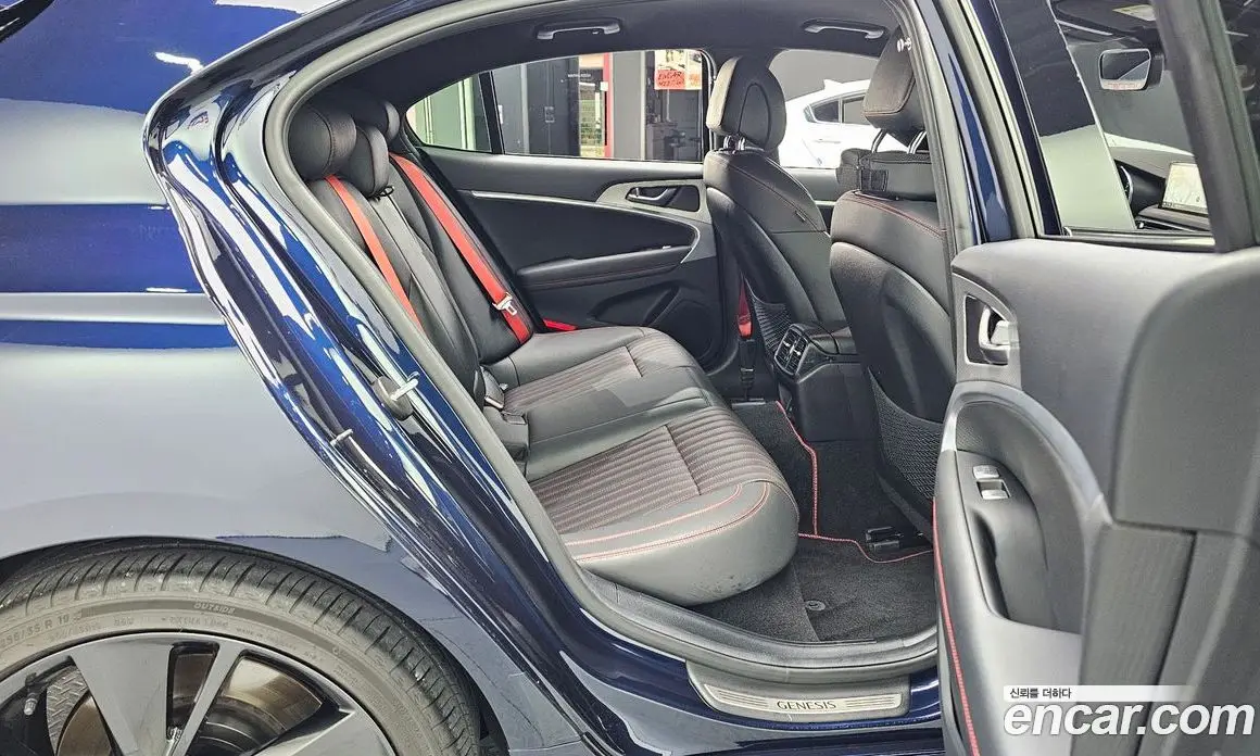 Genesis G70 2022 2.0 автомат (гидро), фото 18