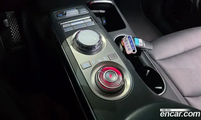 Genesis GV70 2021 2.2 автомат (гидро), миниатюра 9