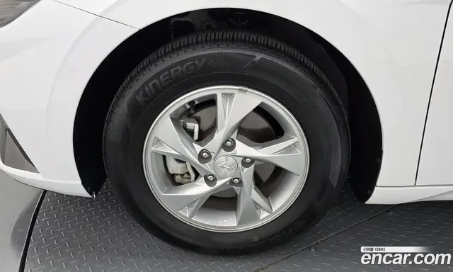 Hyundai Avante 2023 1.6 автомат (гидро), миниатюра 5
