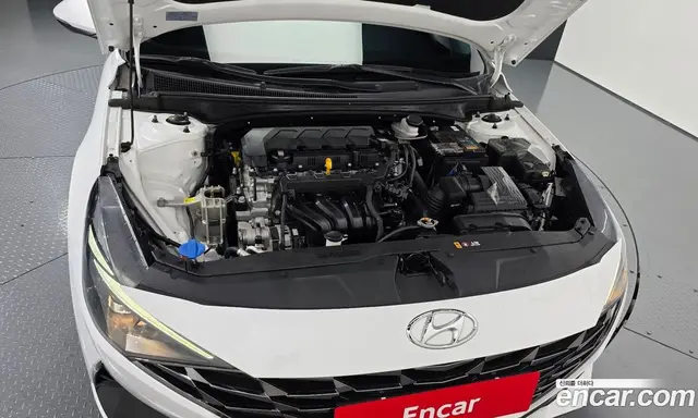 Hyundai Avante 2023 1.6 автомат (гидро), миниатюра 6