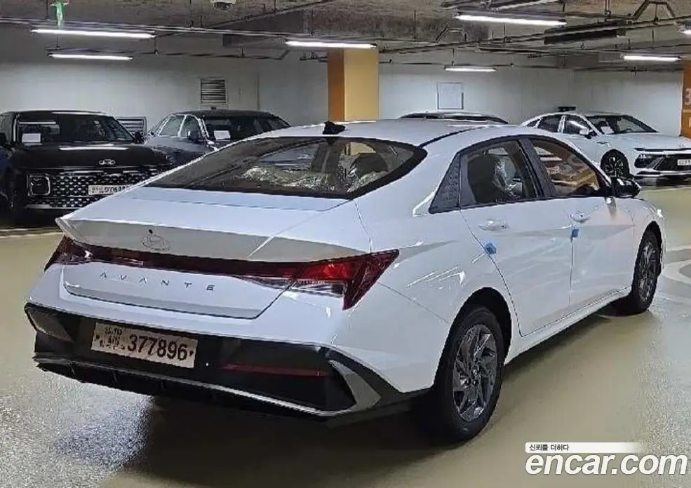 Hyundai Avante 2025 1.6 автомат (гидро), фото 6