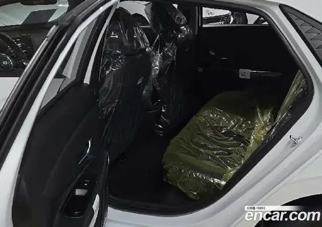 Hyundai Avante 2025 1.6 автомат (гидро), миниатюра 10