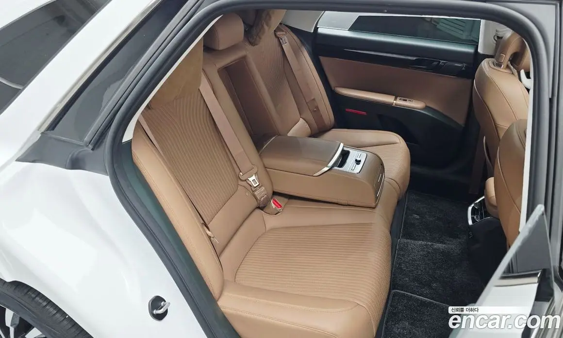 Hyundai Grandeur 2023 2.5 автомат (гидро), фото 16