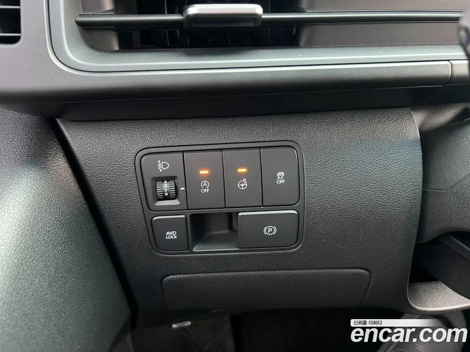 Hyundai Staria 2023 2.2 автомат (гидро), фото 14