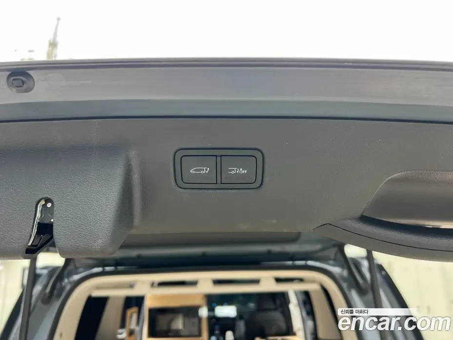 Hyundai Staria 2023 2.2 автомат (гидро), фото 20