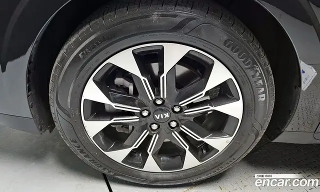 Kia Carnival 2021 2.2 автомат (гидро), миниатюра 4