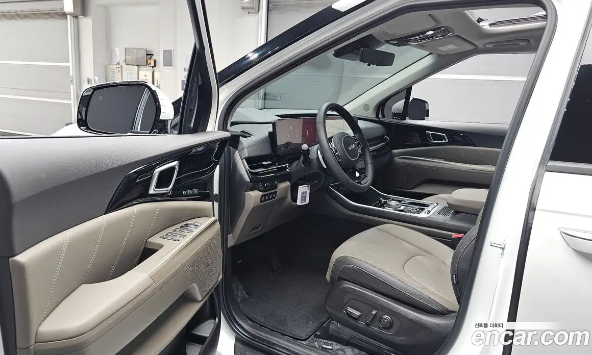 Kia Carnival 2024 2.2 автомат (гидро), фото 13