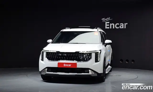 Kia Carnival 2024 2.2 автомат (гидро), миниатюра 3