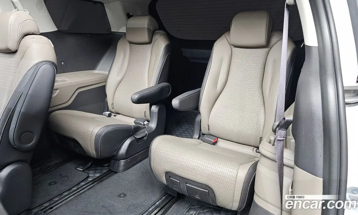 Kia Carnival 2024 2.2 автомат (гидро), фото 36