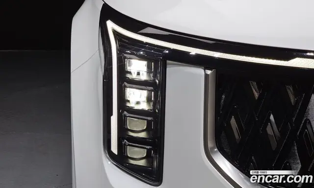 Kia Carnival 2024 2.2 автомат (гидро), миниатюра 8