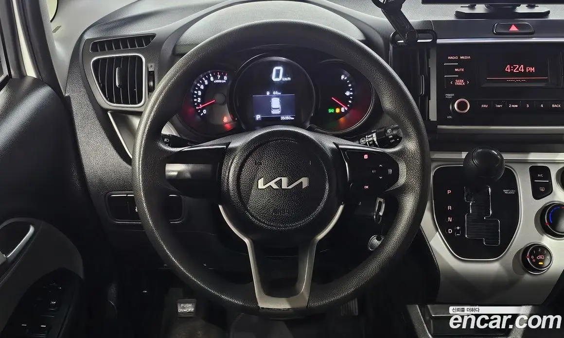 Kia Ray 2022 1.0 автомат (гидро), фото 13
