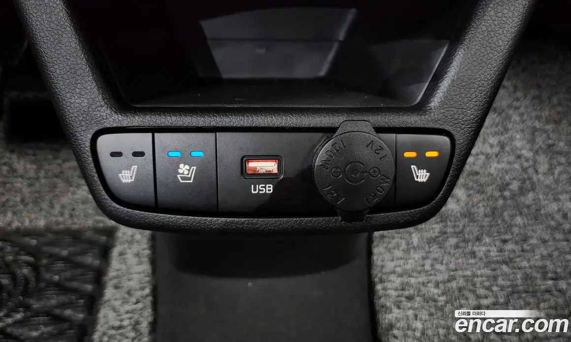 Kia Ray 2023 1.0 автомат (гидро), фото 17