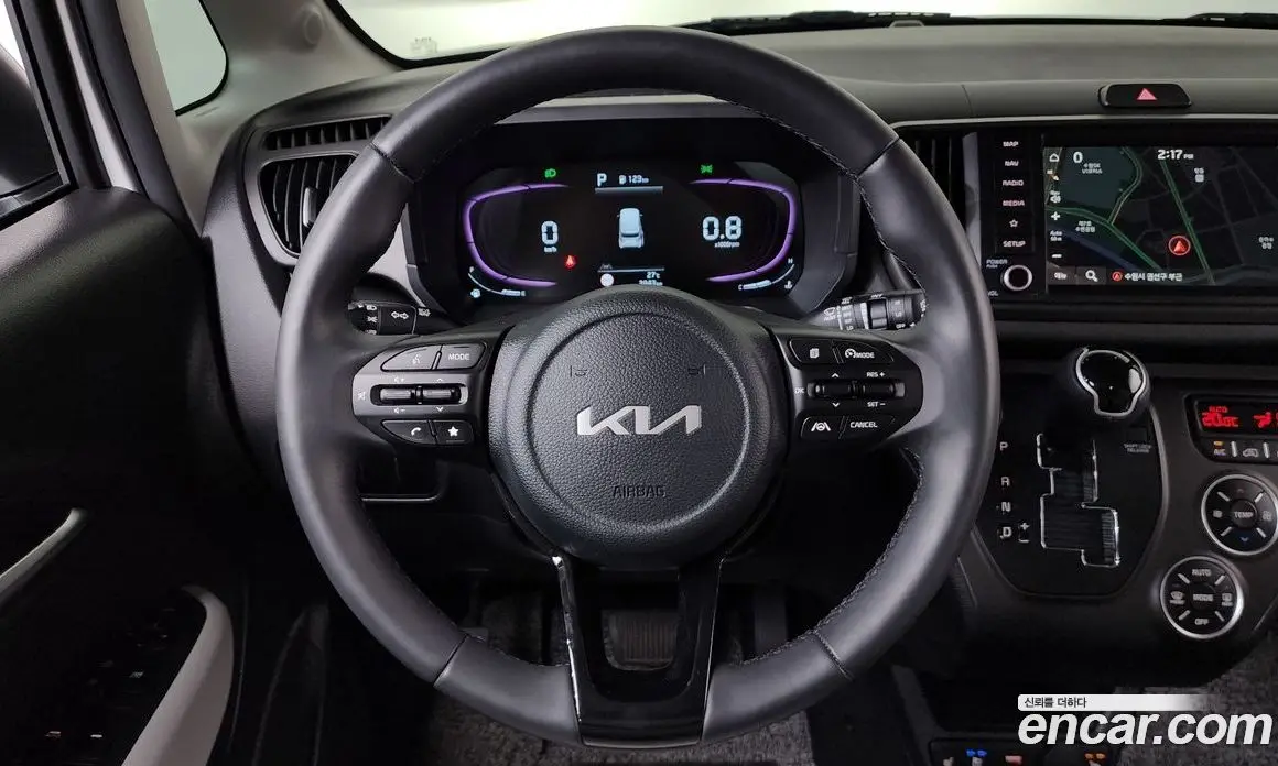 Kia Ray 2023 1.0 автомат (гидро), фото 19