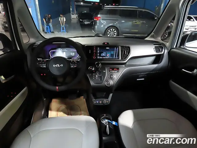 Kia Ray 2025 1.0 автомат (гидро), миниатюра 5