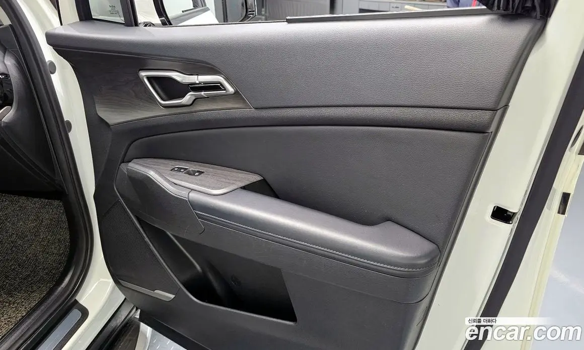 Kia Sportage 2023 1.6 автомат (гидро), фото 15