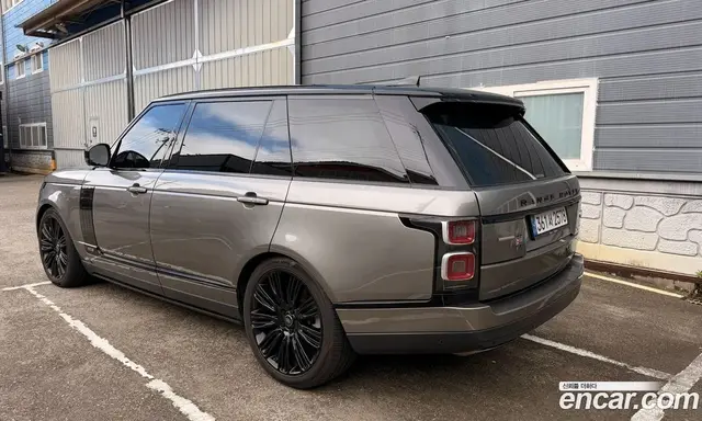Land Rover Range Rover 2019 4.4 автомат (гидро), миниатюра 4