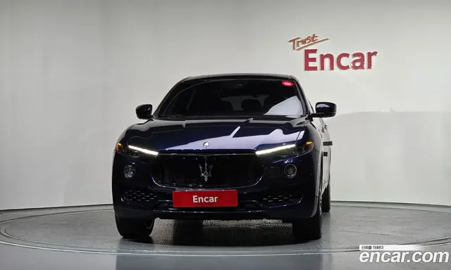 Maserati Levante 2020 3.0 автомат (гидро), миниатюра 3