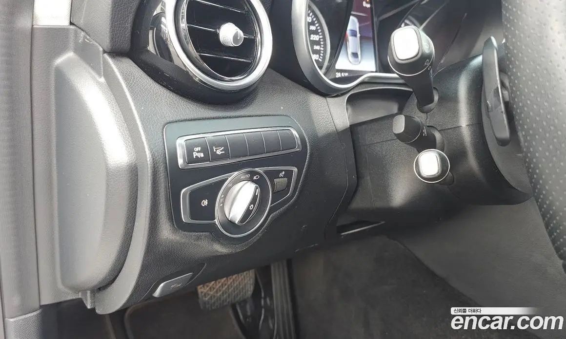 Mercedes-Benz C-Class 2017 2.0 автомат (гидро), фото 29