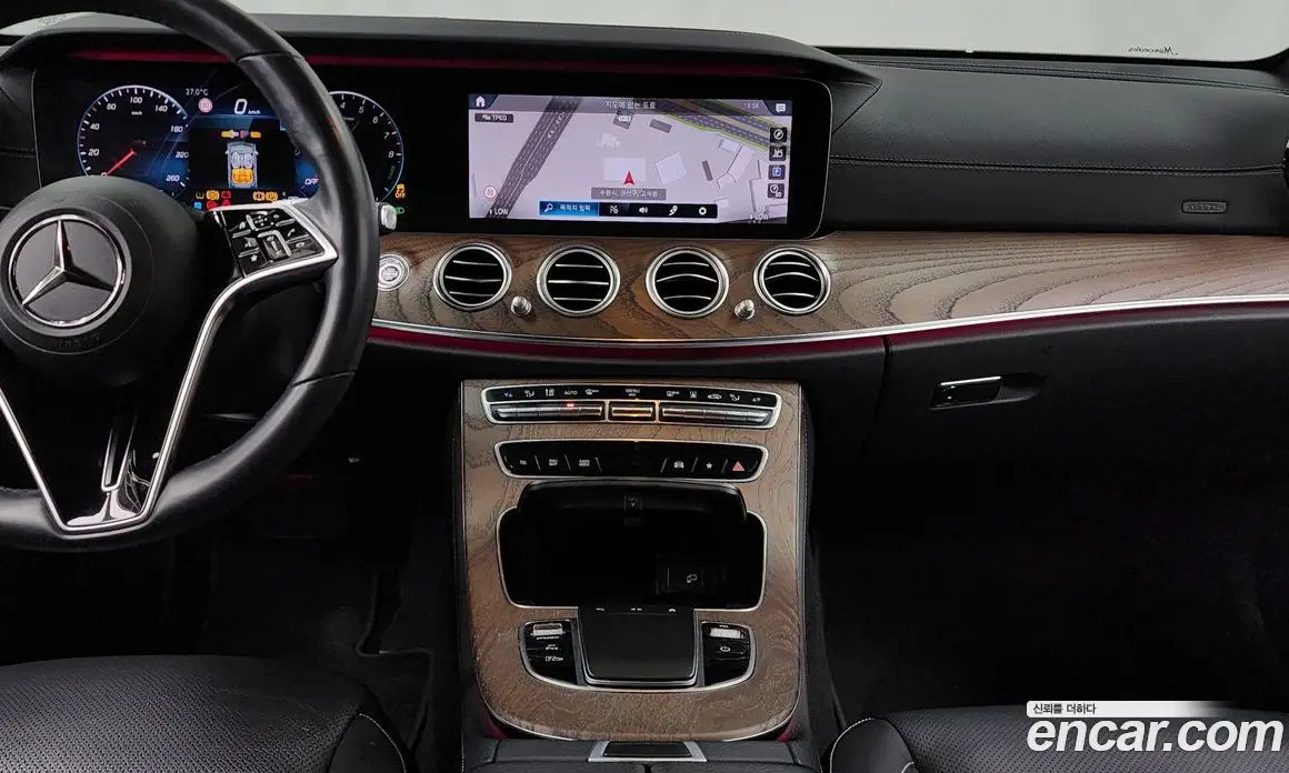 Mercedes-Benz E-Class 2020 2.0 автомат (гидро), фото 20
