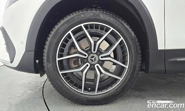 Mercedes-Benz EQB 2023 0.2 автомат (гидро), миниатюра 5