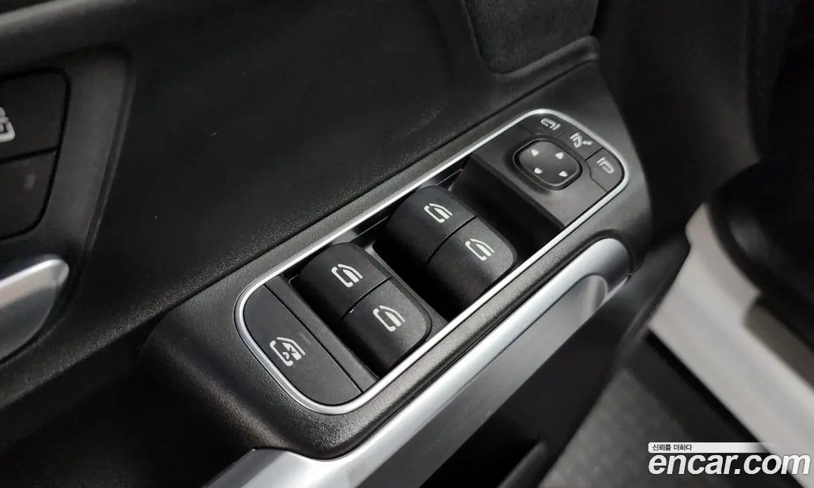 Mercedes-Benz GLB-Class 2020 2.0 автомат (гидро), фото 29