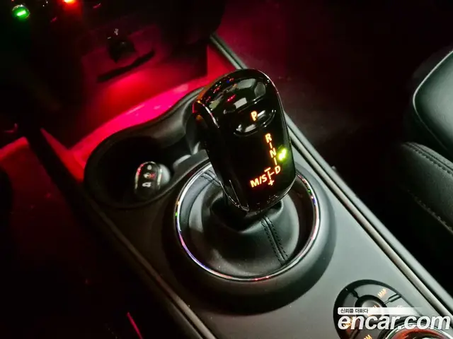 Mini Countryman 2024 1.5 автомат (гидро), миниатюра 10