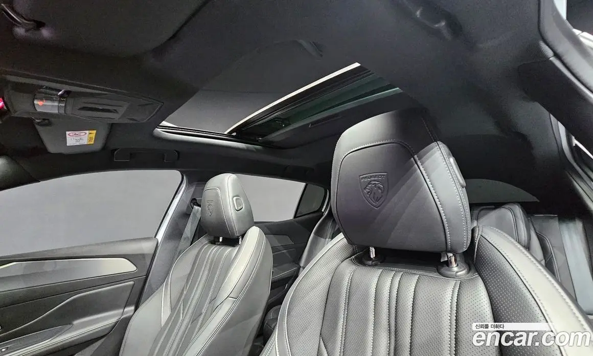Peugeot 408 2024 1.2 автомат (гидро), фото 25