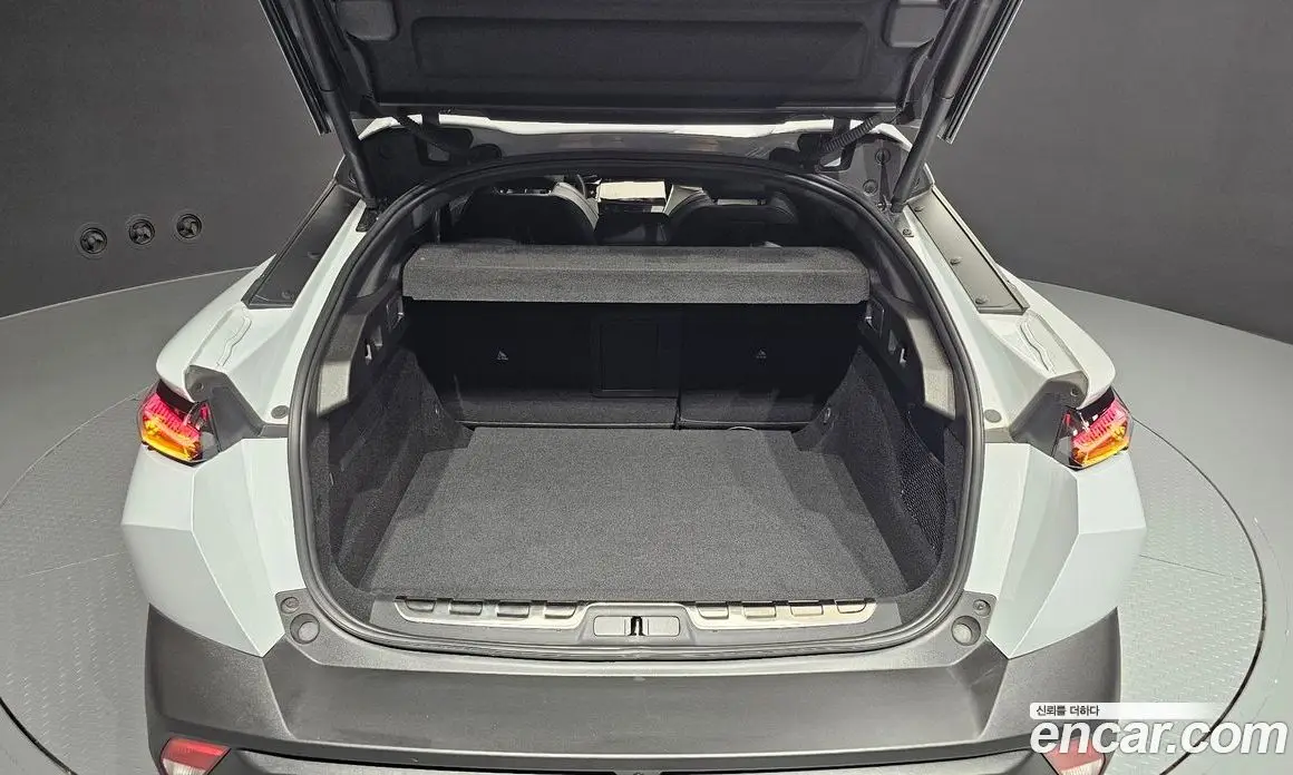 Peugeot 408 2024 1.2 автомат (гидро), фото 34