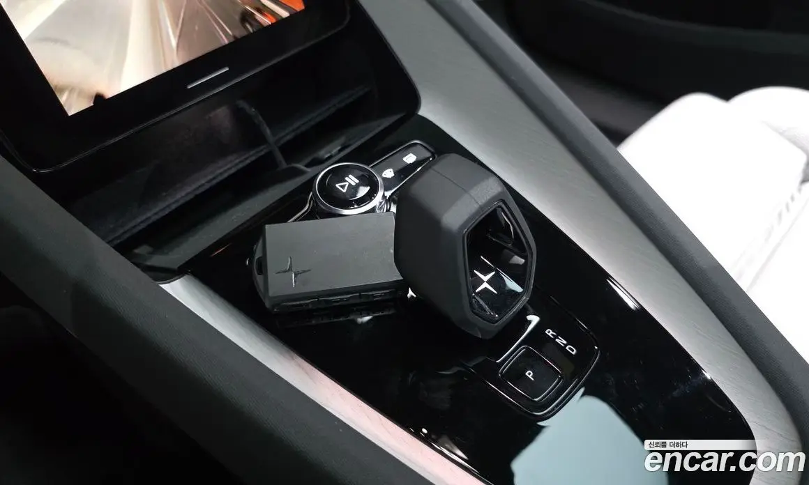 Polestar Polestar 2 2022 0.2 автомат (гидро), фото 9 Polestar Polestar 2 2022 0.2 автомат (гидро), фото 9
