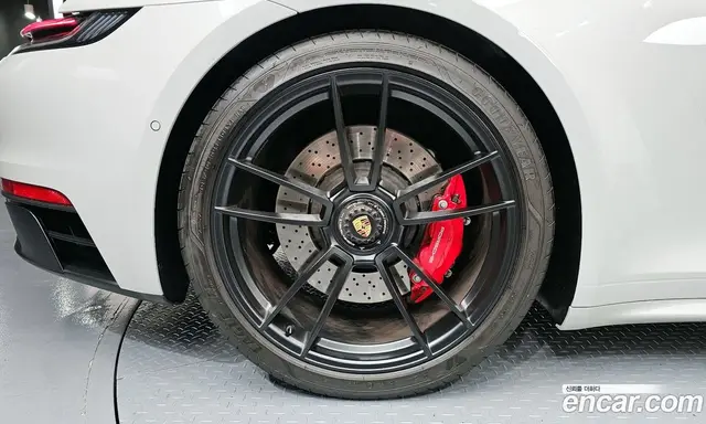 Porsche 911 2022 3.0 автомат (гидро), миниатюра 5