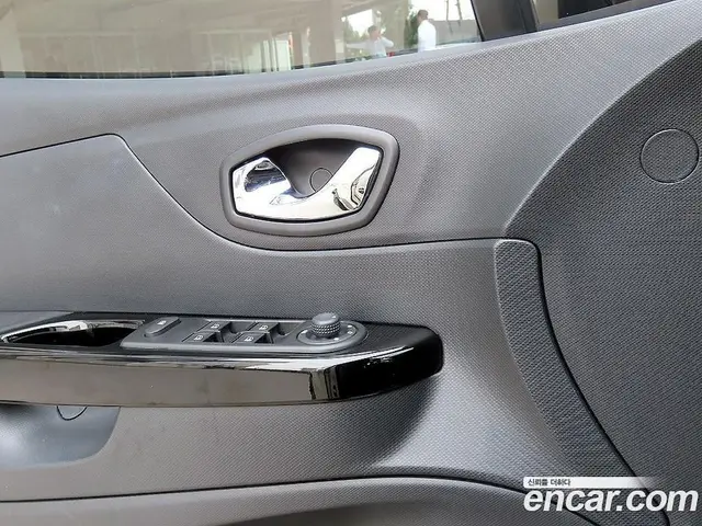 Renault (Samsung) QM3 2014 1.5 автомат (гидро), миниатюра 12