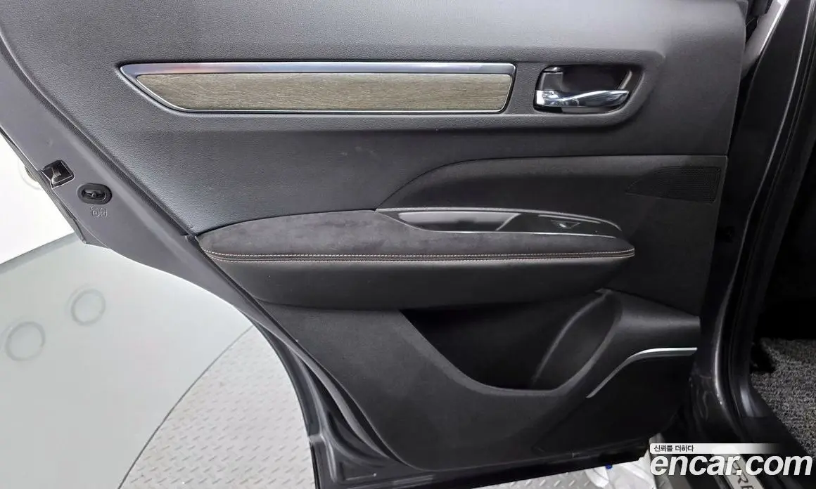 Renault (Samsung) QM6 2023 2.0 автомат (гидро), фото 15