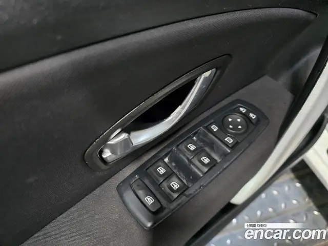 Renault (Samsung) SM3 2011 1.6 автомат (гидро), миниатюра 10