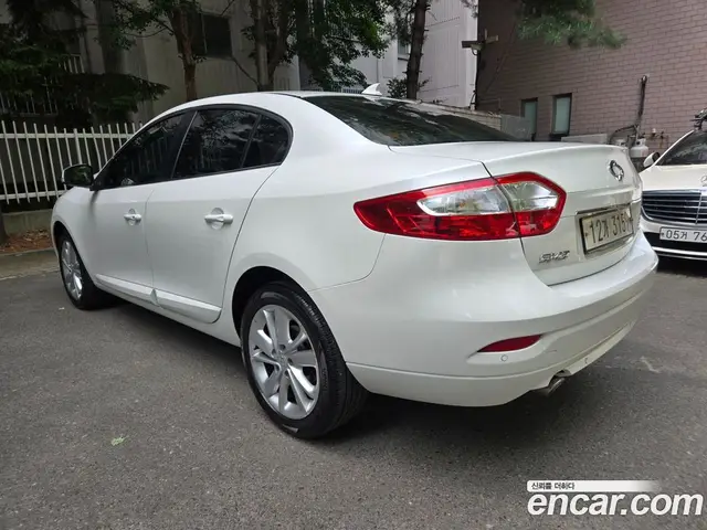 Renault (Samsung) SM3 2013 1.6 автомат (гидро), миниатюра 6 Renault (Samsung) SM3 2013 1.6 автомат (гидро), миниатюра 6
