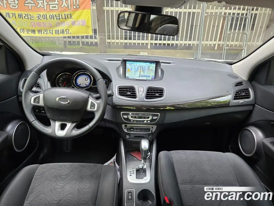 Renault (Samsung) SM3 2013 1.6 автомат (гидро), фото 9 Renault (Samsung) SM3 2013 1.6 автомат (гидро), фото 9