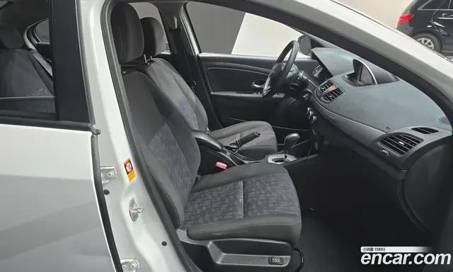 Renault (Samsung) SM3 2014 1.6 автомат (гидро), миниатюра 10