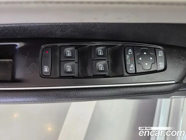 Renault (Samsung) SM6 2017 2.0 автомат (гидро), миниатюра 8