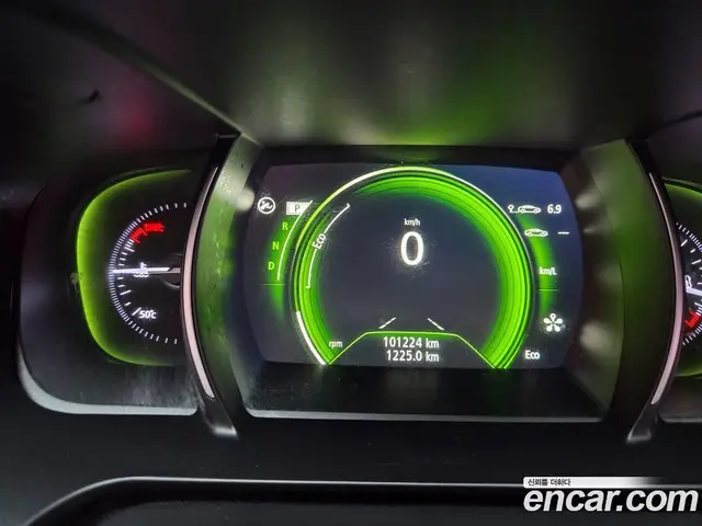 Renault (Samsung) SM6 2017 2.0 автомат (гидро), миниатюра 10