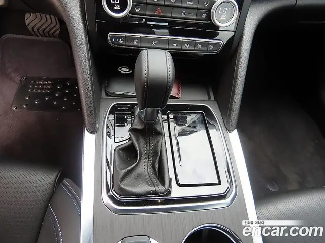Renault (Samsung) SM6 2024 1.8 автомат (гидро), миниатюра 10