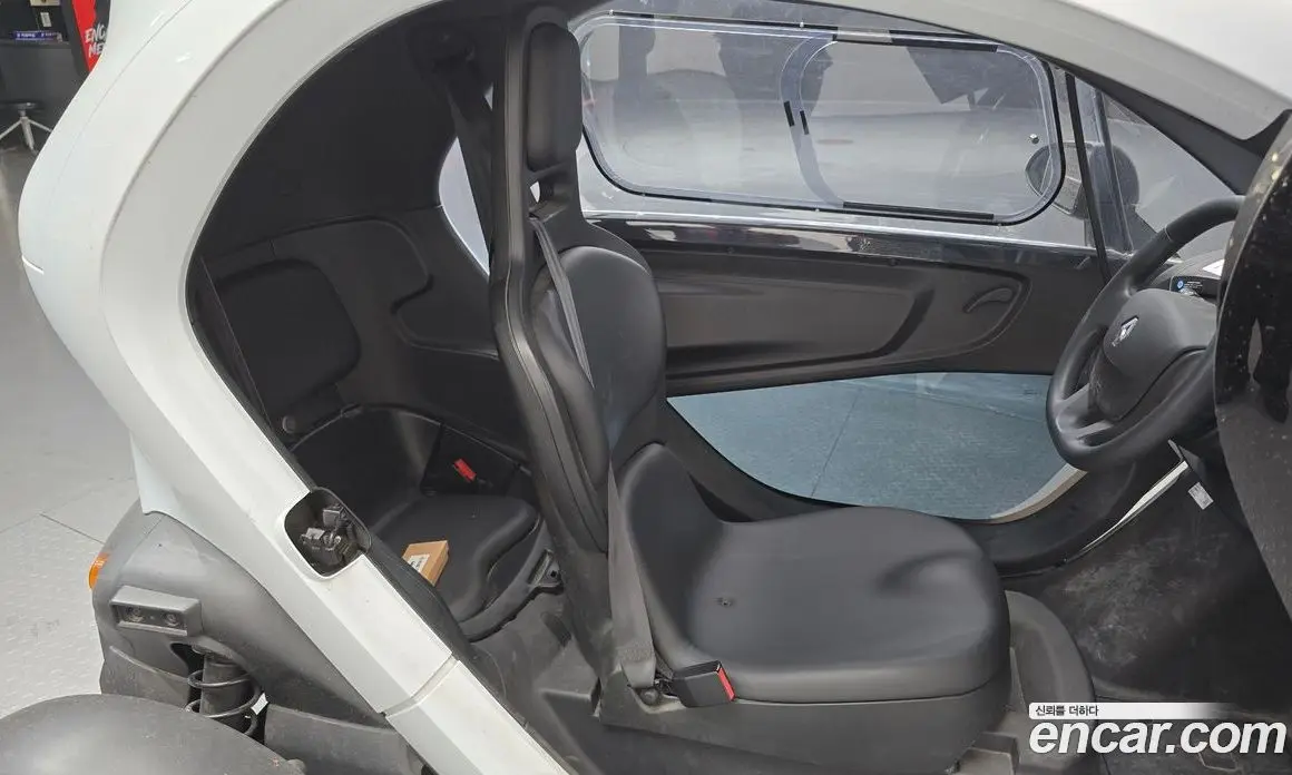 Renault (Samsung) Twizy 2020 0.1 автомат (гидро), фото 13