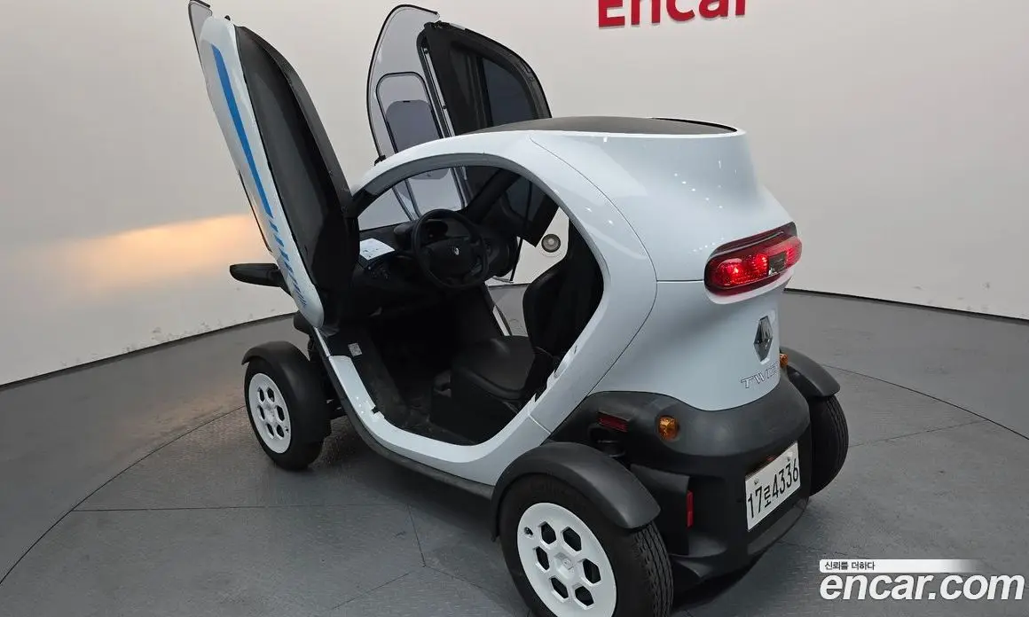 Renault (Samsung) Twizy 2020 0.1 автомат (гидро), фото 25