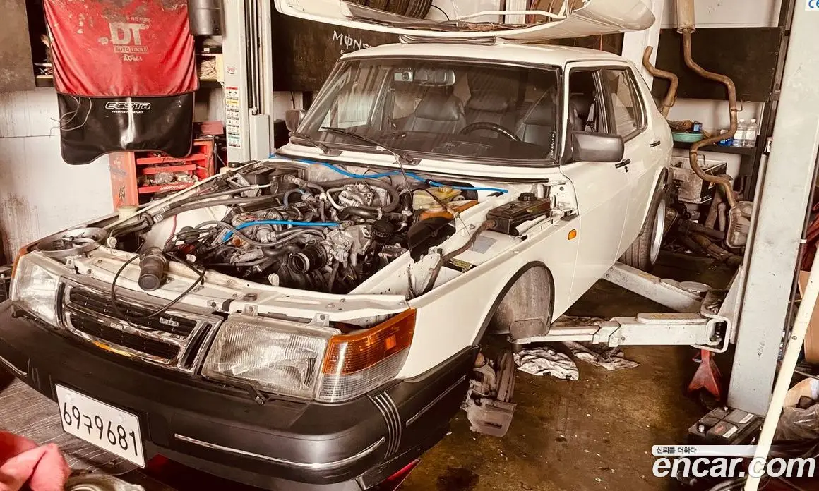 Saab 900 1993 2.0 автомат (гидро), фото 14 Saab 900 1993 2.0 автомат (гидро), фото 14