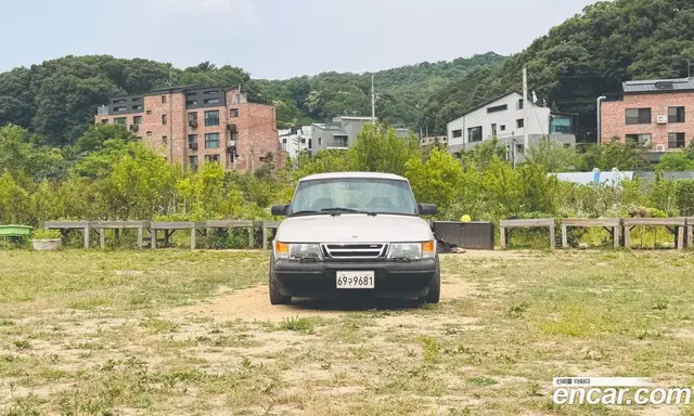 Saab 900 1993 2.0 автомат (гидро), миниатюра 4 Saab 900 1993 2.0 автомат (гидро), миниатюра 4